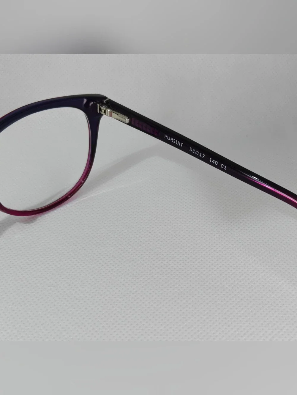 Pursuit. Oval Women's Acetate.